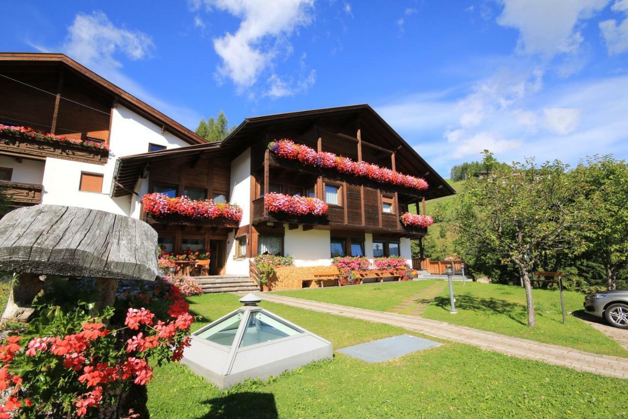 Pension Maria Antermoia Exterior photo